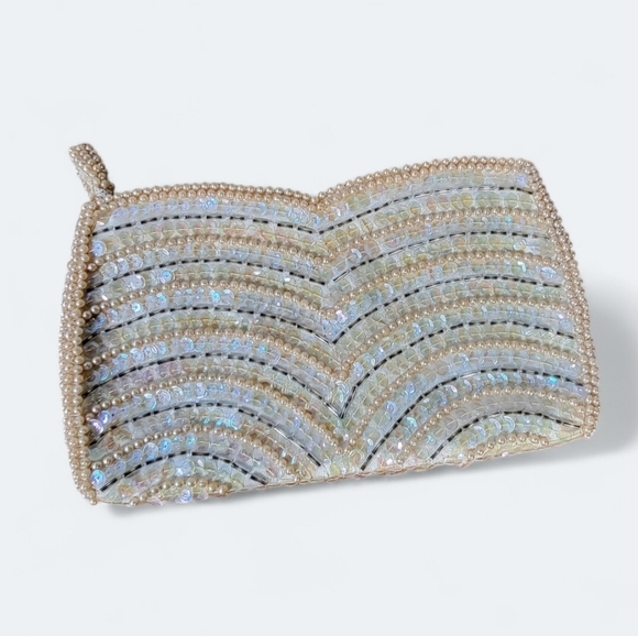 Vintage Sharonee Beaded Sequin Clutch Silver Pearl Champagne Tones - Picture 1 of 17